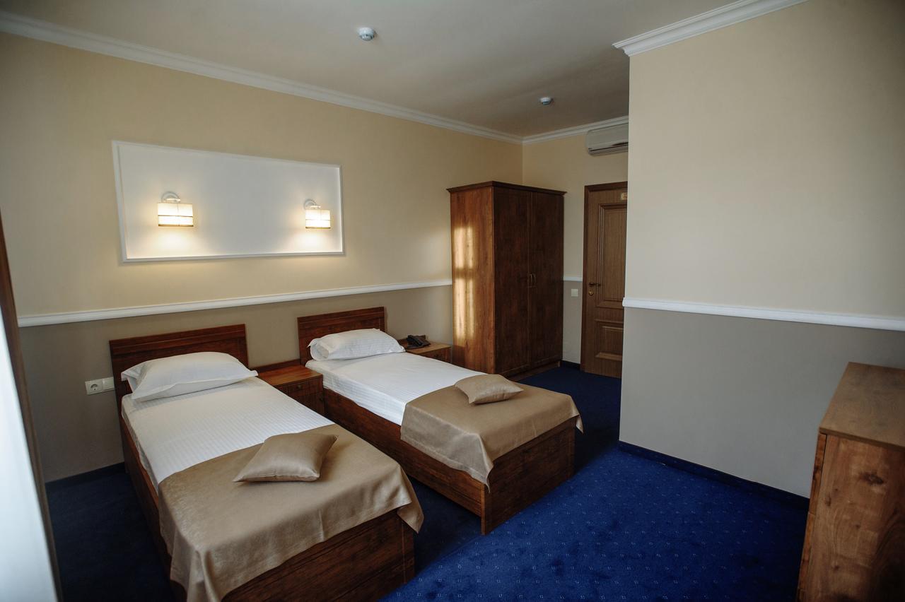 Astoria Hotel Chisinau Luaran gambar