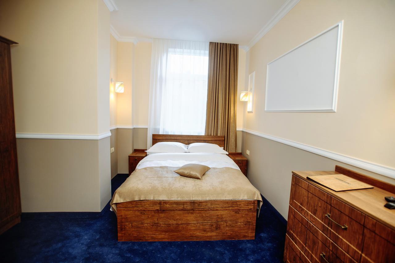 Astoria Hotel Chisinau Luaran gambar