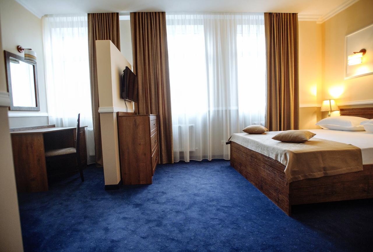 Astoria Hotel Chisinau Luaran gambar